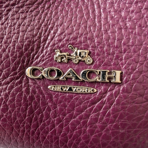 Coach Purple Leather Shoulder Bag - Picture 2 of 9